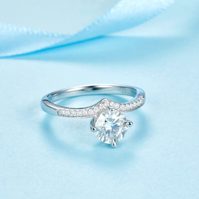 Lyssara Moissanite Accent Ring (1 Ct) 4 Lyssara Moissanite Accent Ring (1 Ct) - Image 4